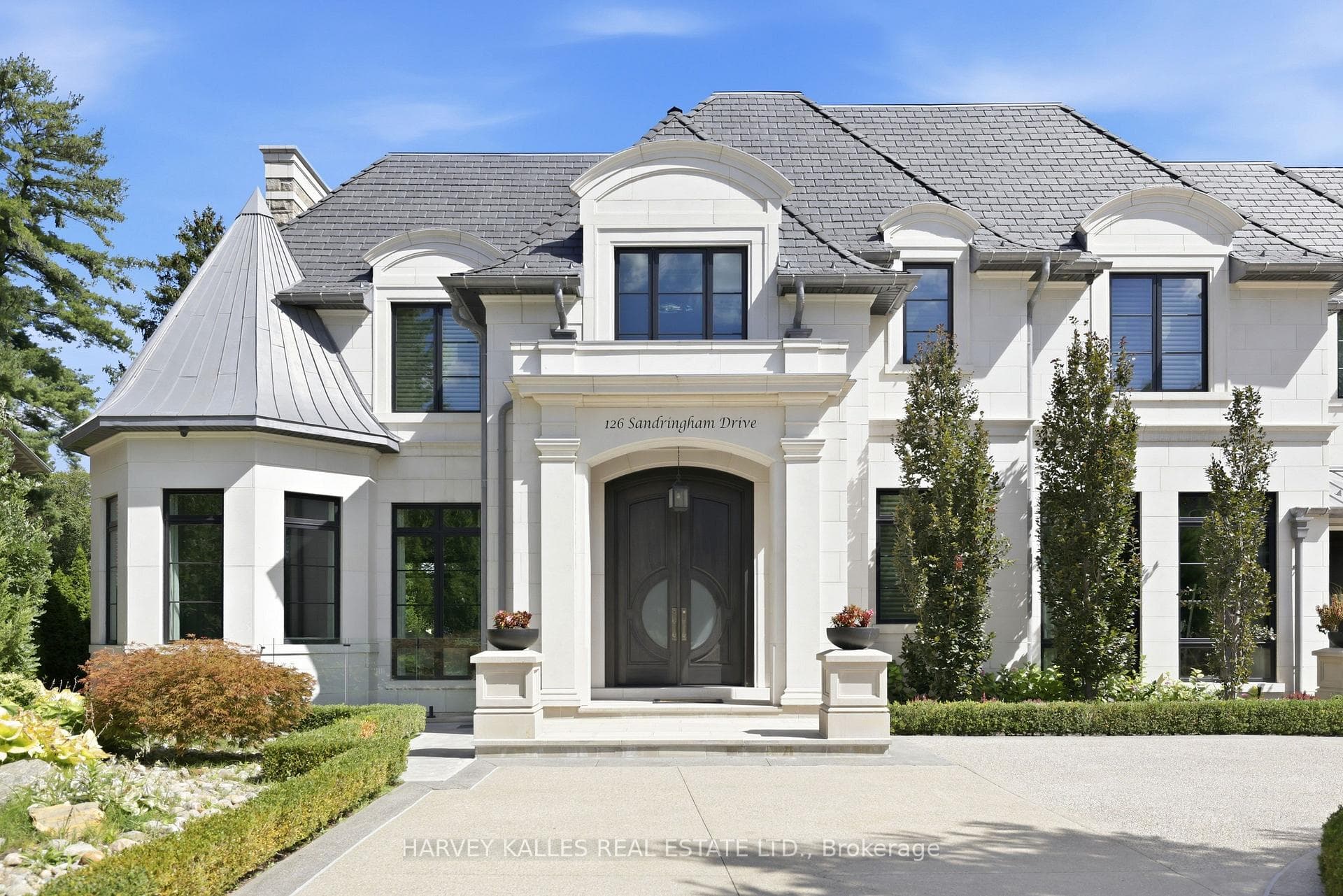 126 Sandringham Drive, Toronto
