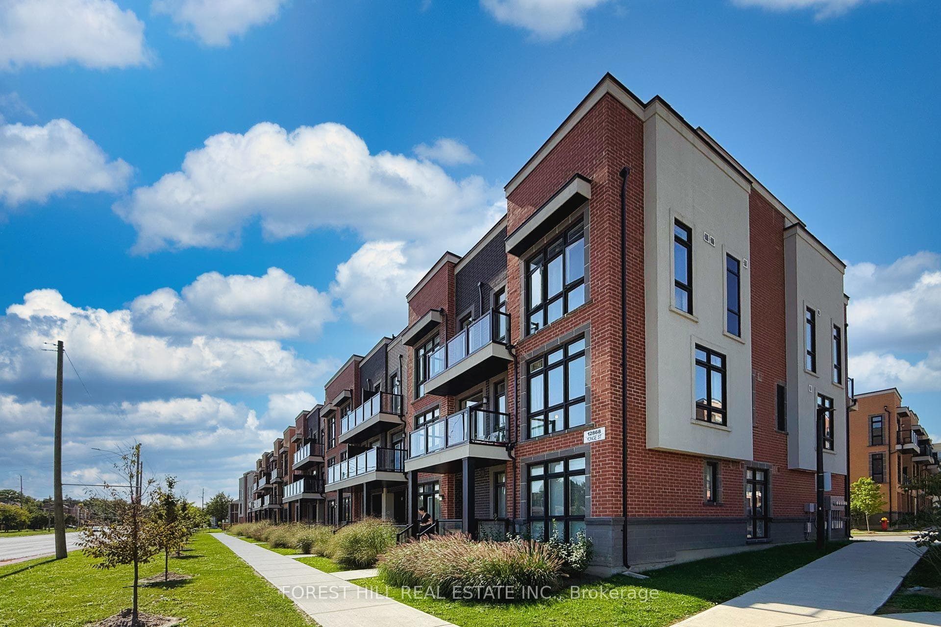 12868 Yonge Street, Richmond Hill