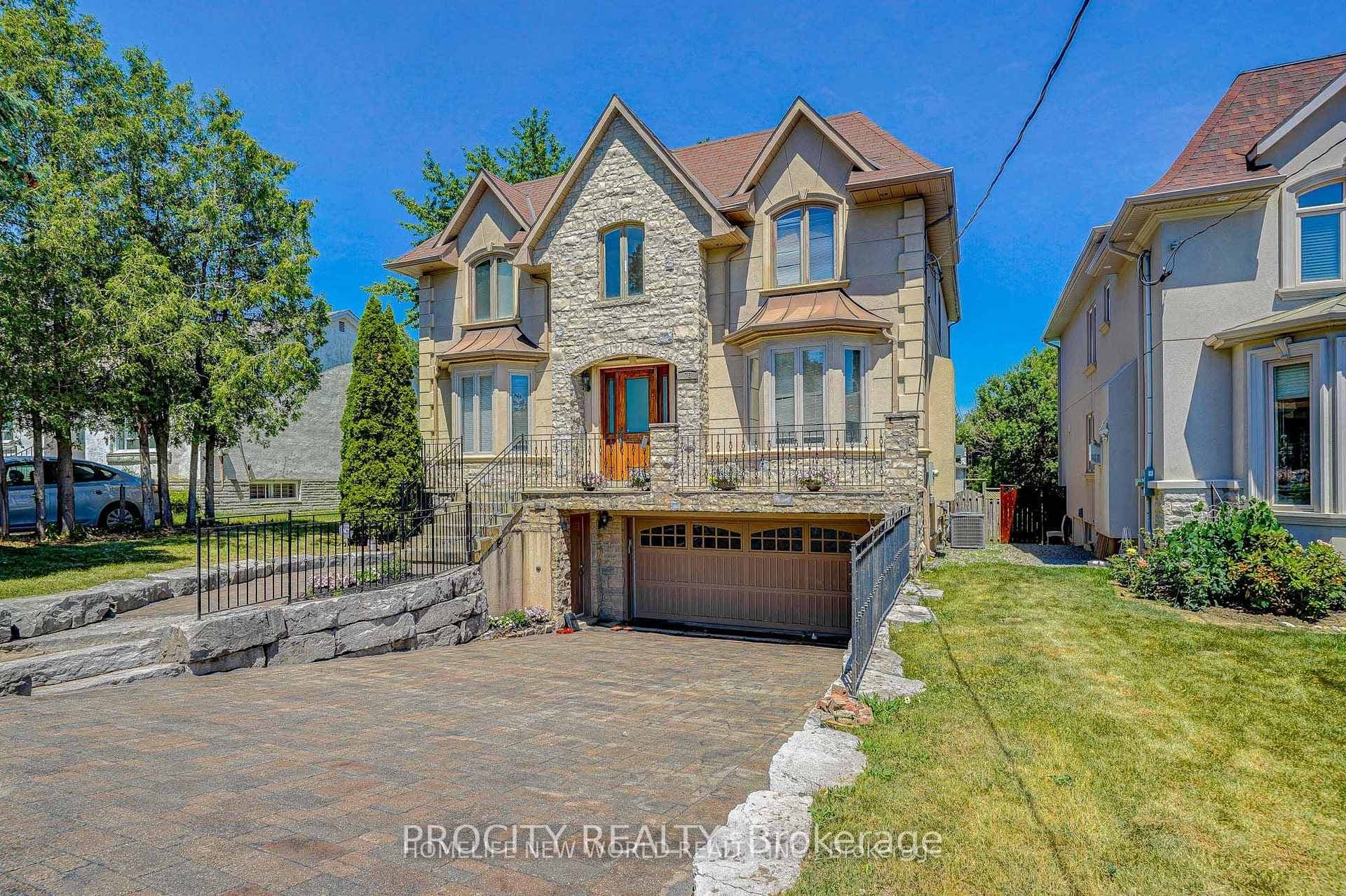 76 Woodward Avenue, Markham