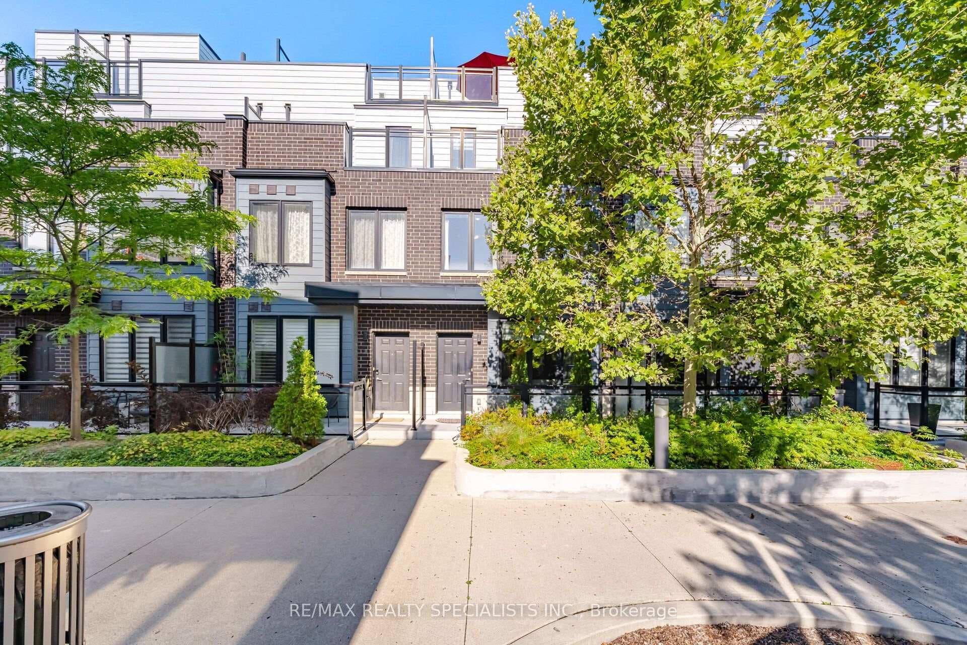 2232 Bromsgrove Road, Mississauga
