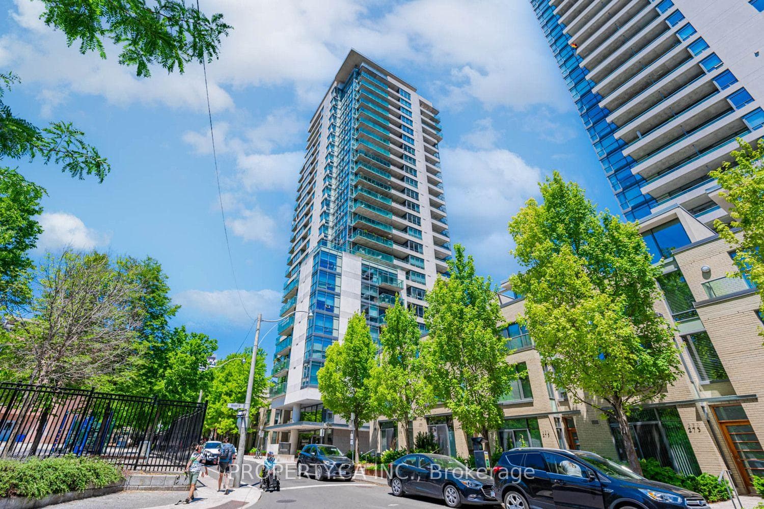 285 Mutual Street, Toronto