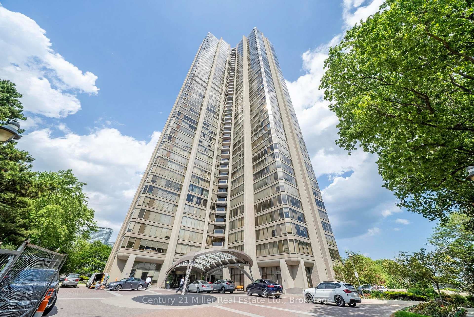 2045 Lake Shore Boulevard, Toronto