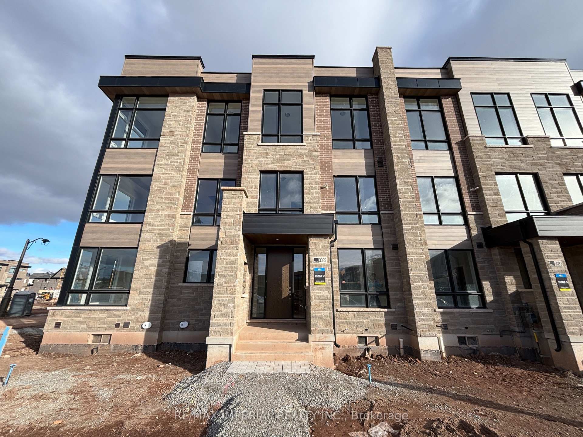 3085 Welsman Gardens, Oakville