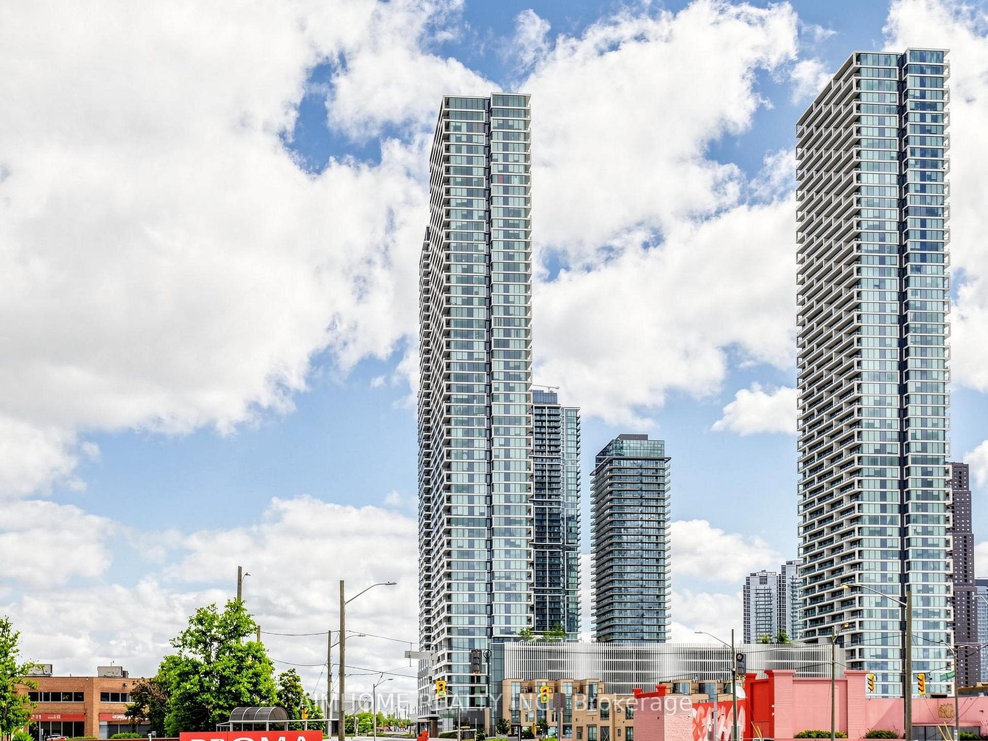 898 Portage Pkwy Parkway, Vaughan