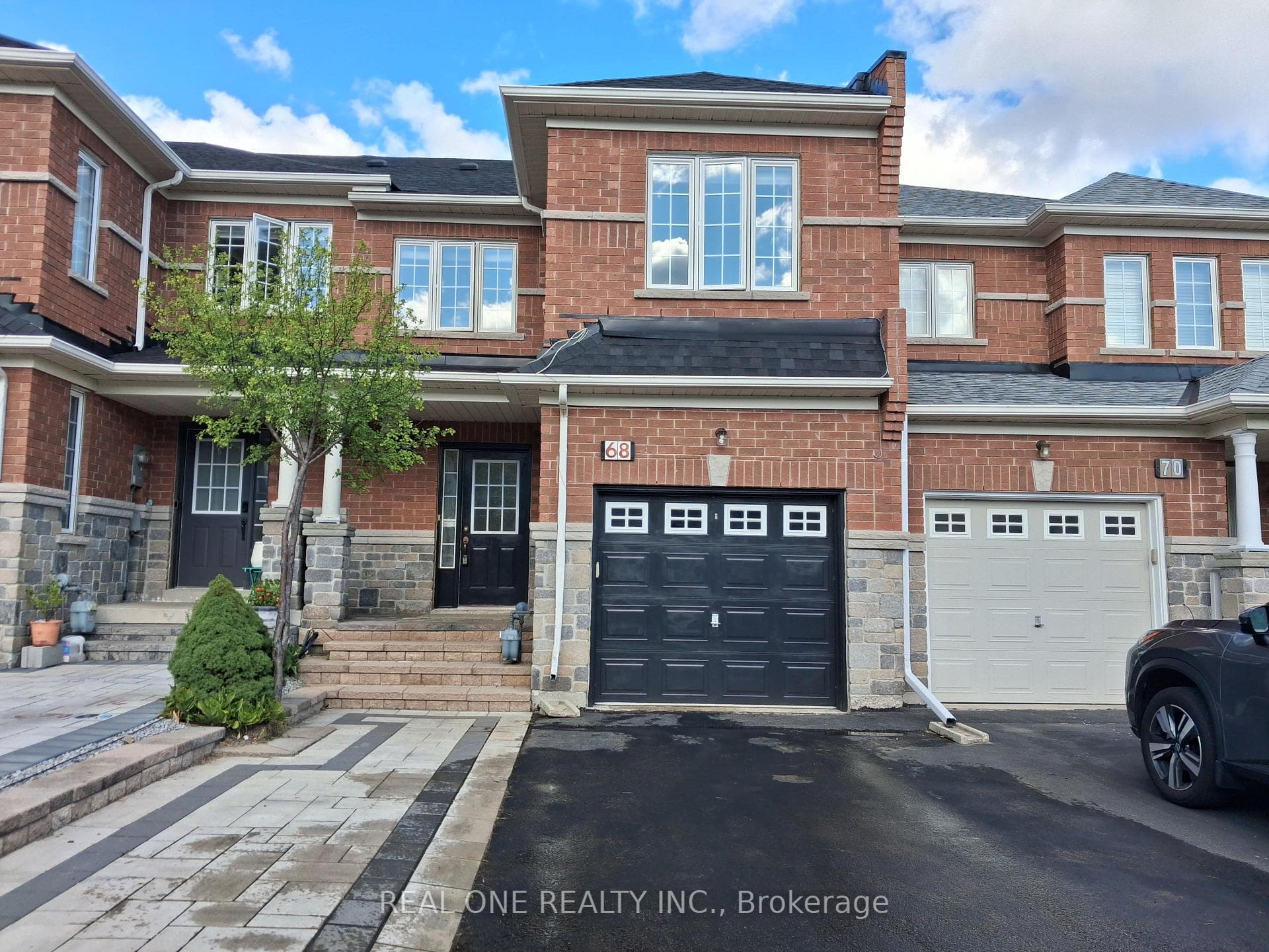 68 Maffey Crescent, Richmond Hill