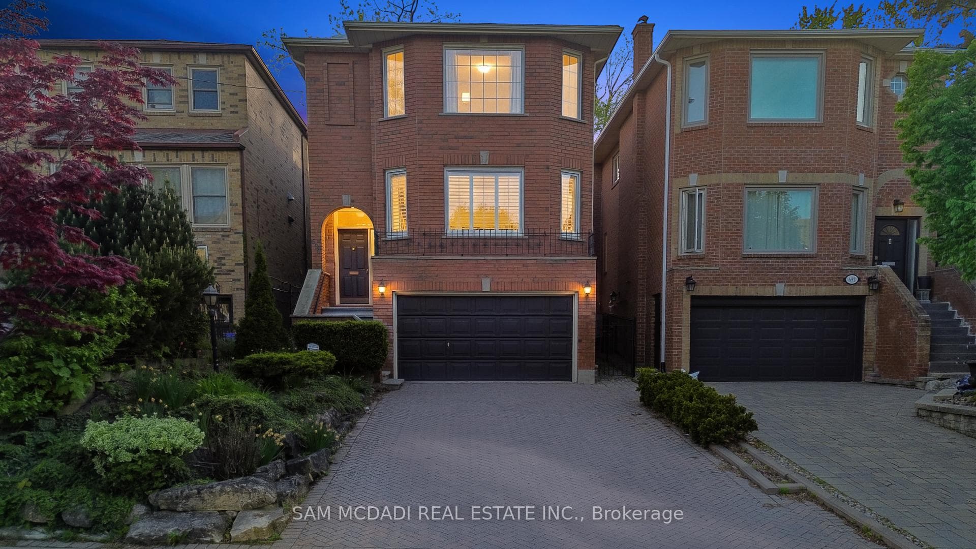 690 Oriole Parkway, Toronto