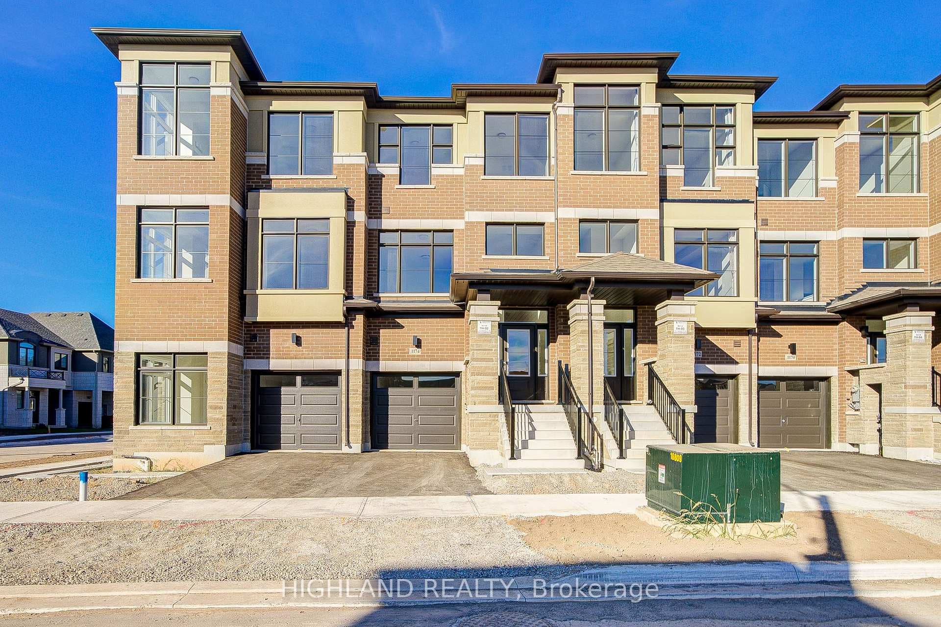 1174 Dartmouth Crescent, Oakville