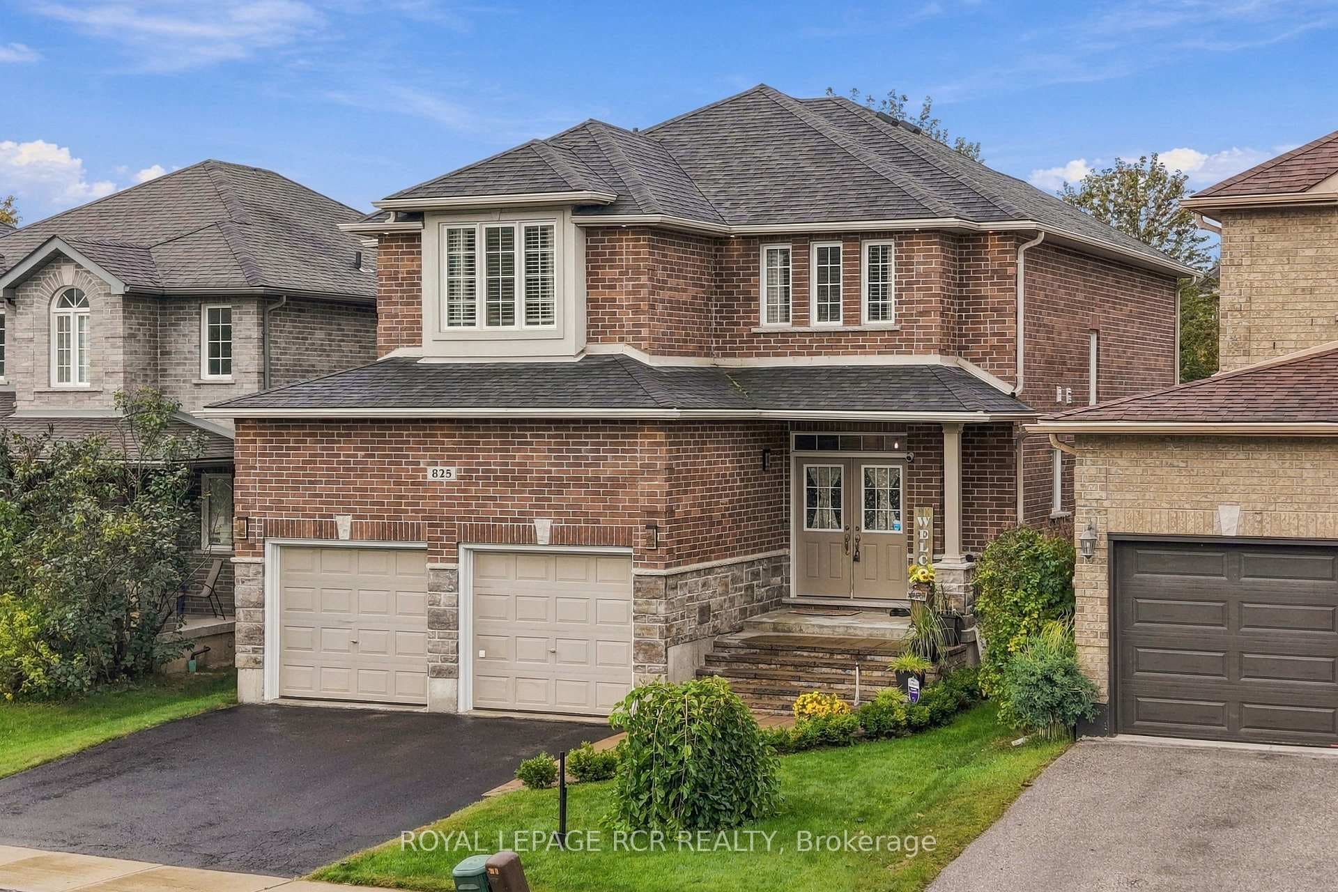 825 Booth Avenue, Innisfil