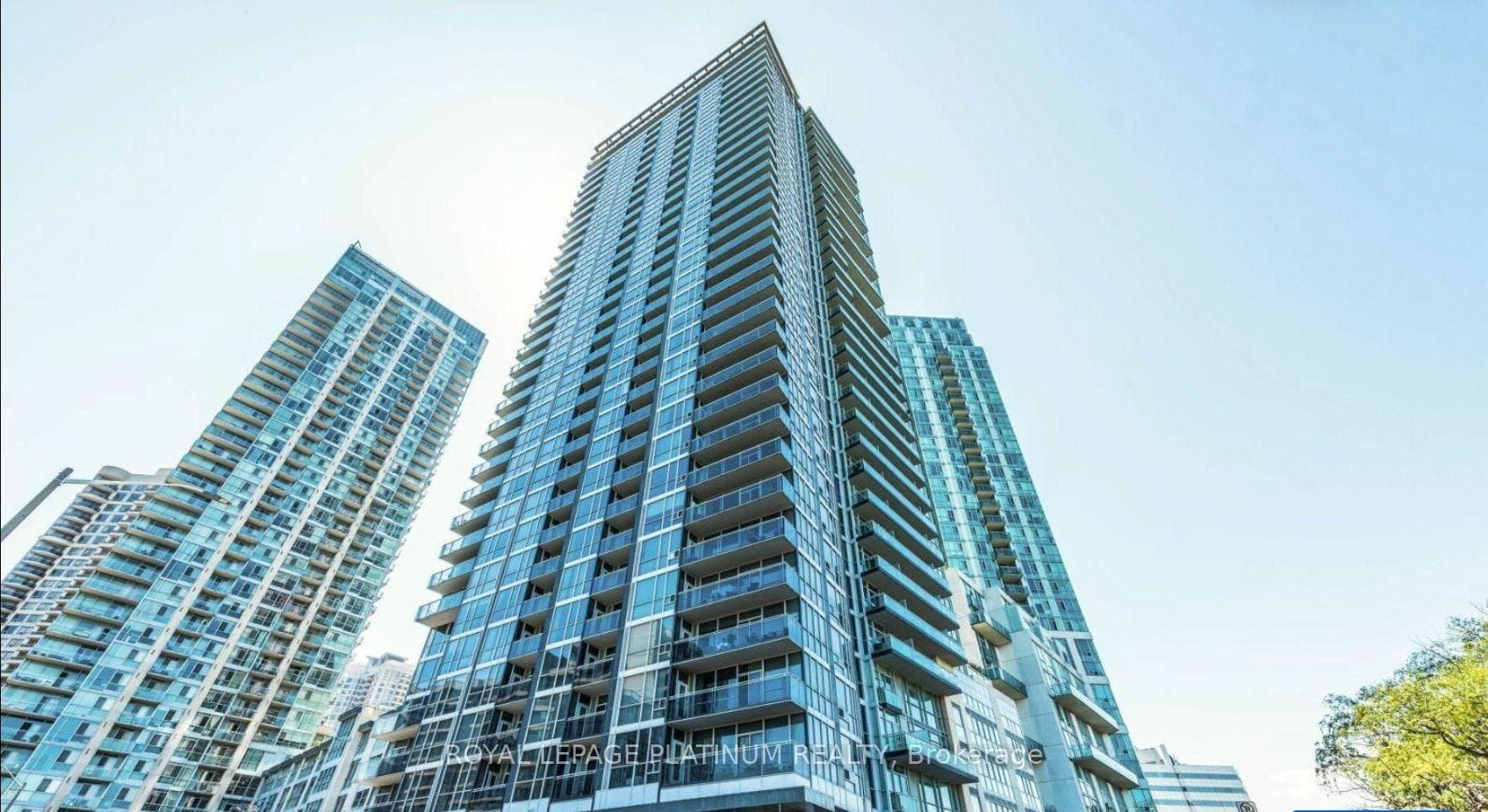 223 Webb Drive, Mississauga