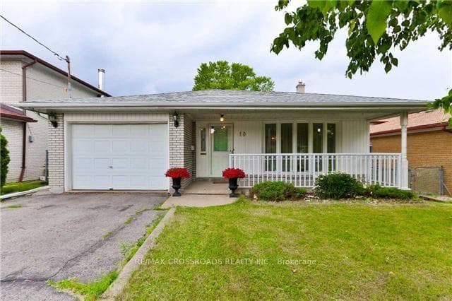 10 Doverwood Court, Toronto