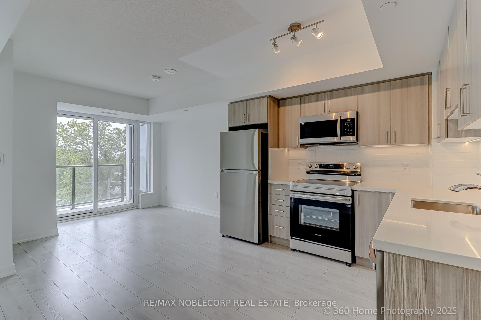 556 Marlee Avenue, Toronto