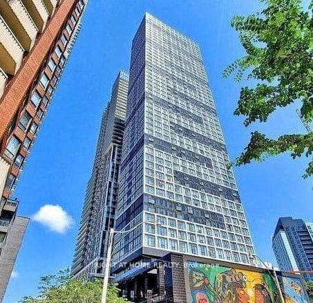181 Dundas Street, Toronto