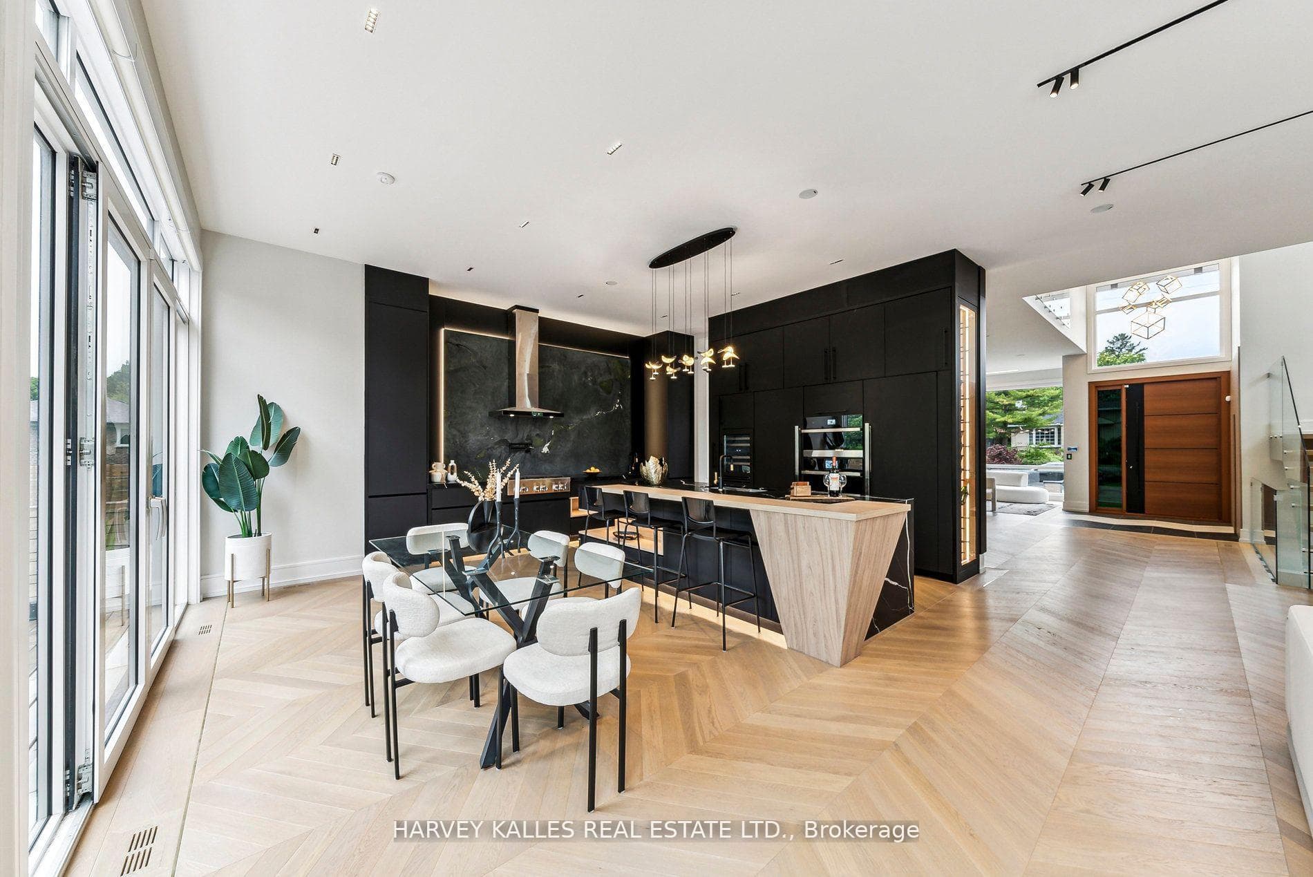 139 Newton Drive, Toronto