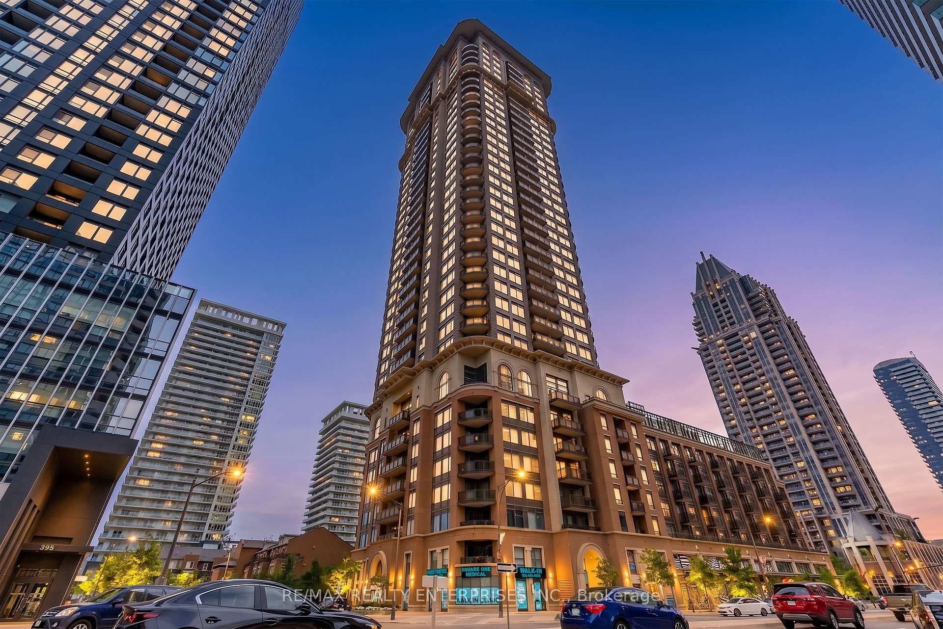 385 Prince of Wales Drive, Mississauga