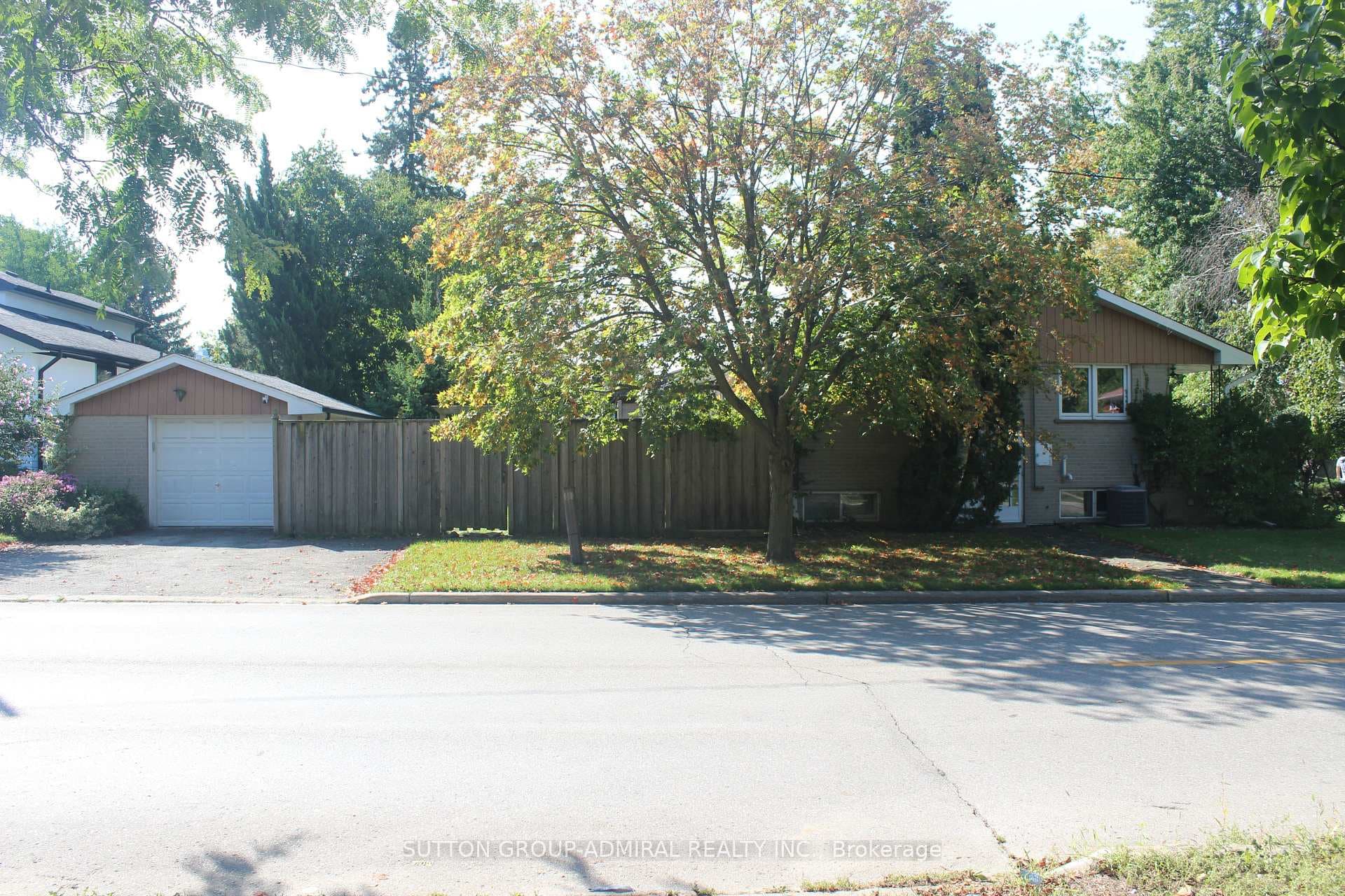 49 Talbot Road, Toronto