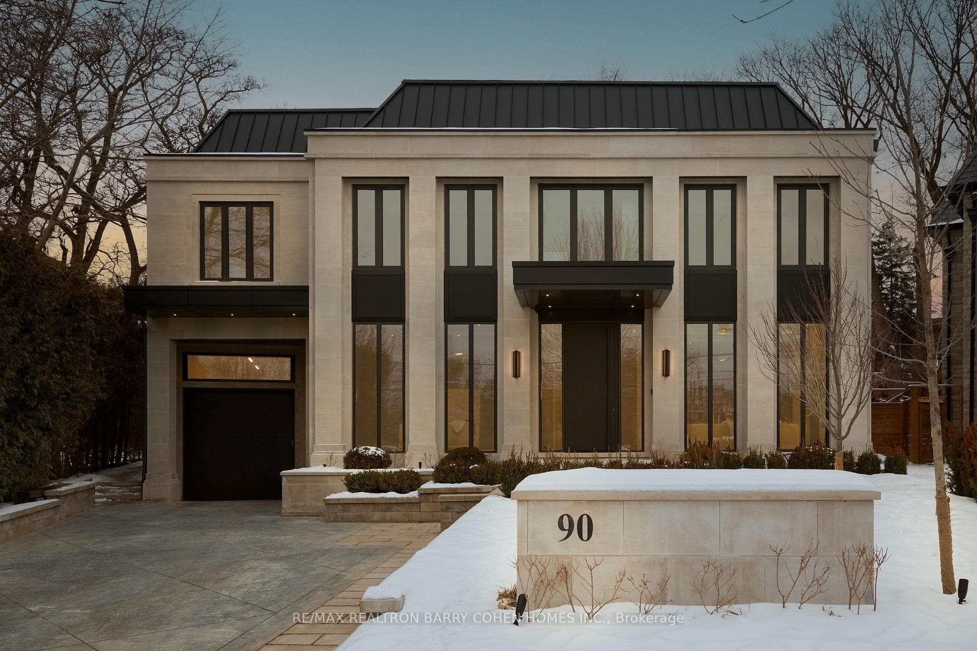 90 Arjay Crescent, Toronto
