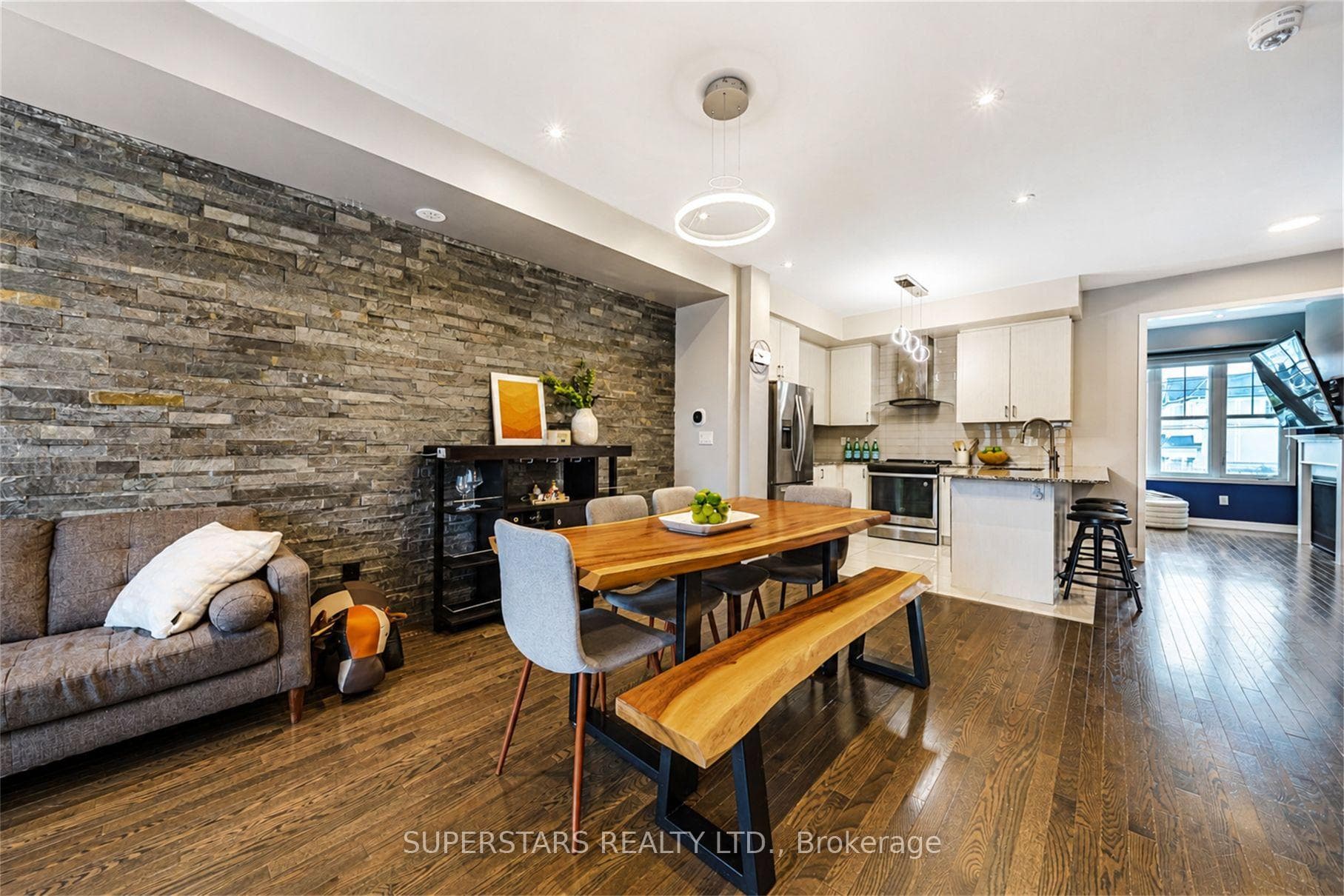 10604 Bathurst Street, Vaughan