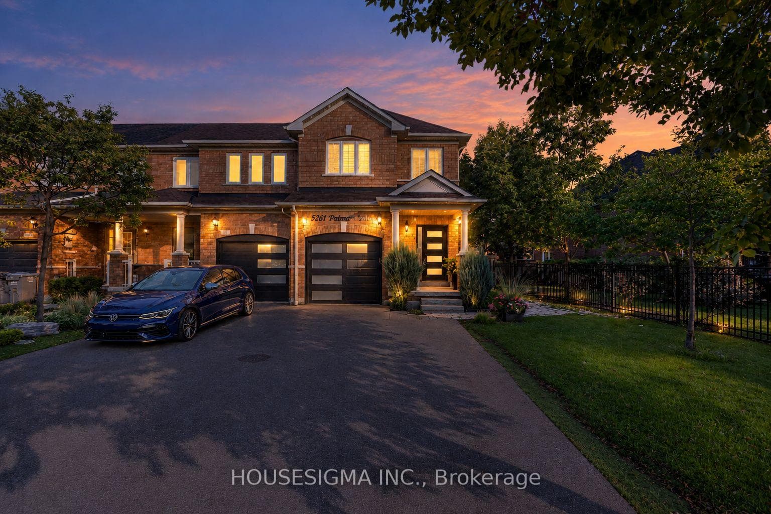 5261 Palmetto Place, Mississauga