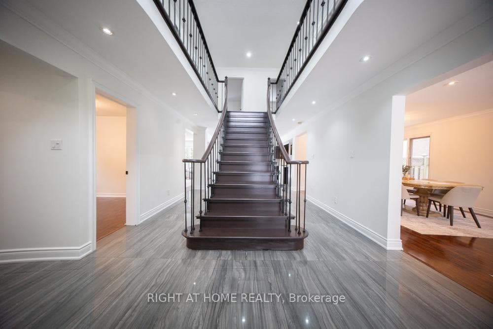 2088 Perran Drive, Mississauga