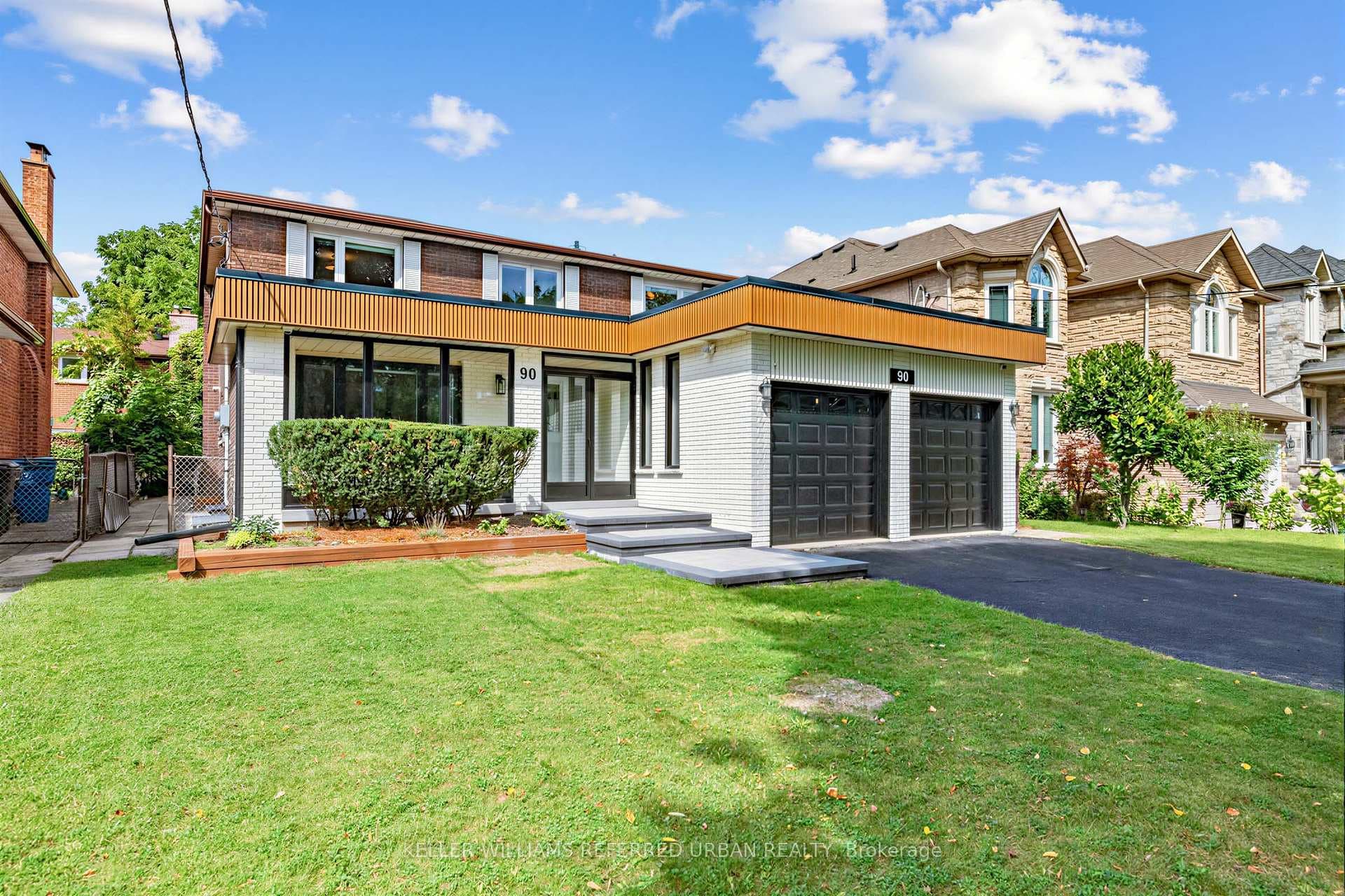 90 Holmes Avenue, Toronto