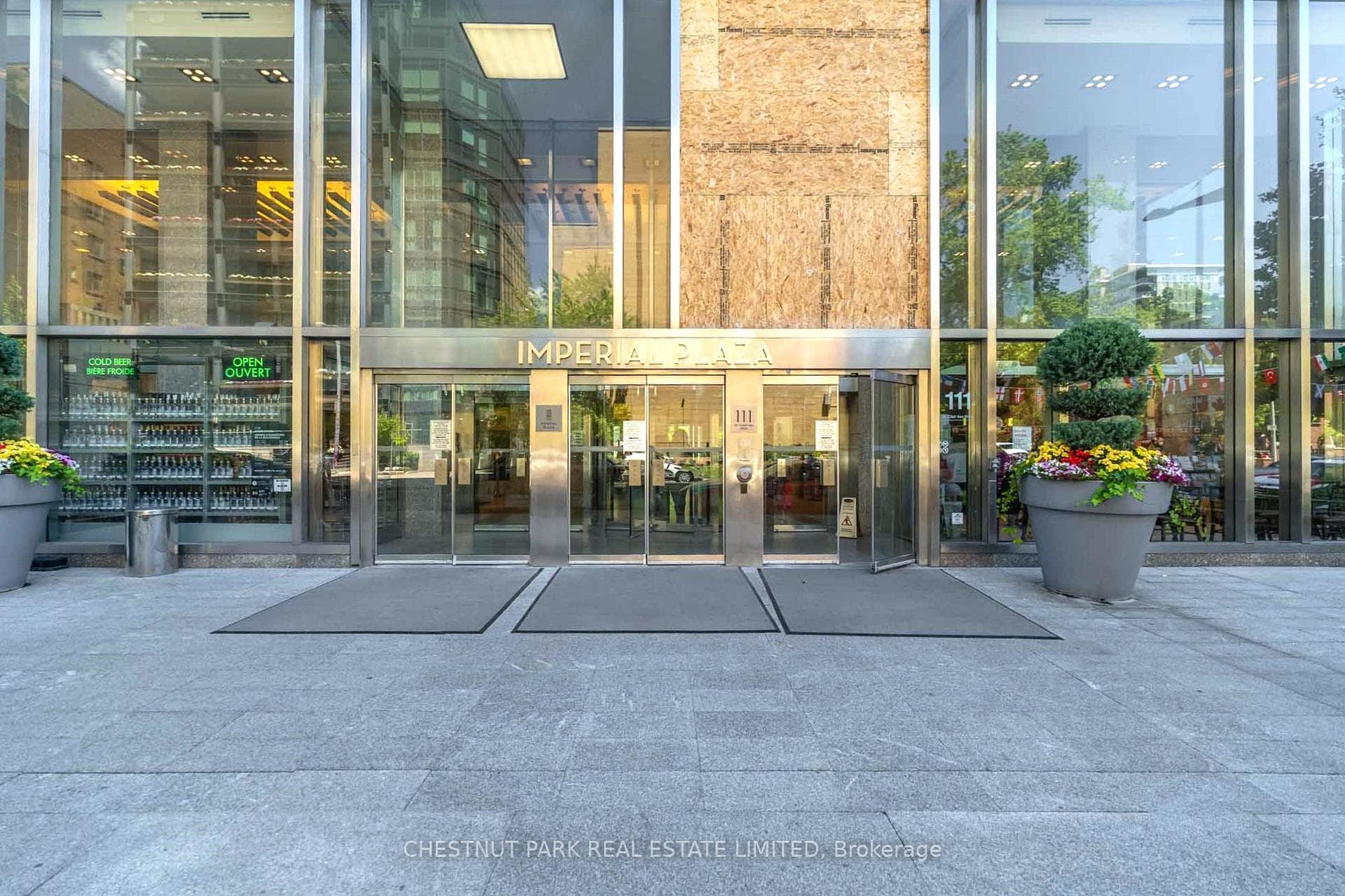 111 St Clair Avenue, Toronto