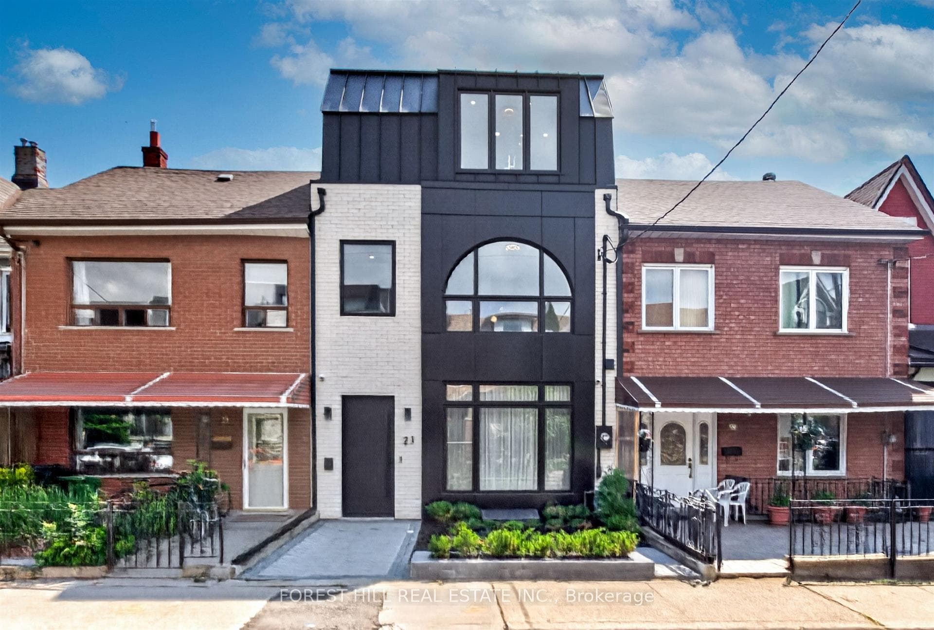 21 Foxley Street, Toronto