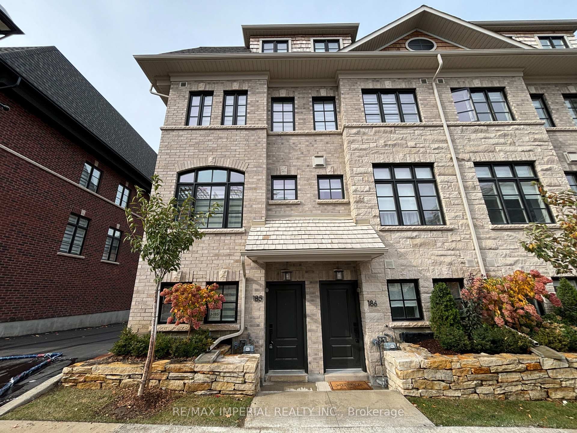 70 Lunar Crescent, Mississauga