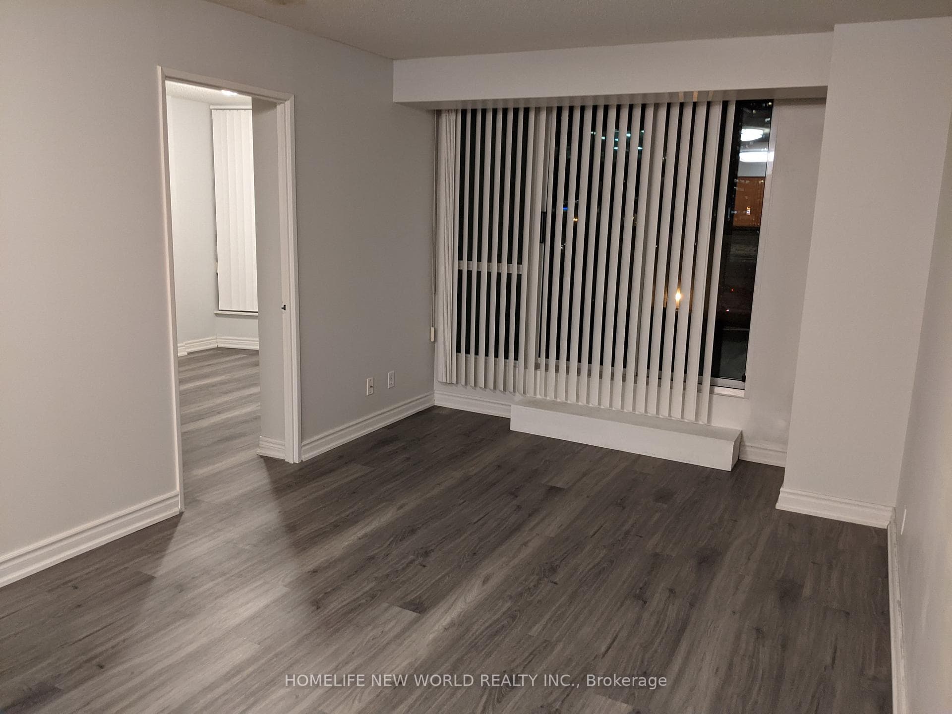 23 Hollywood Avenue, Toronto
