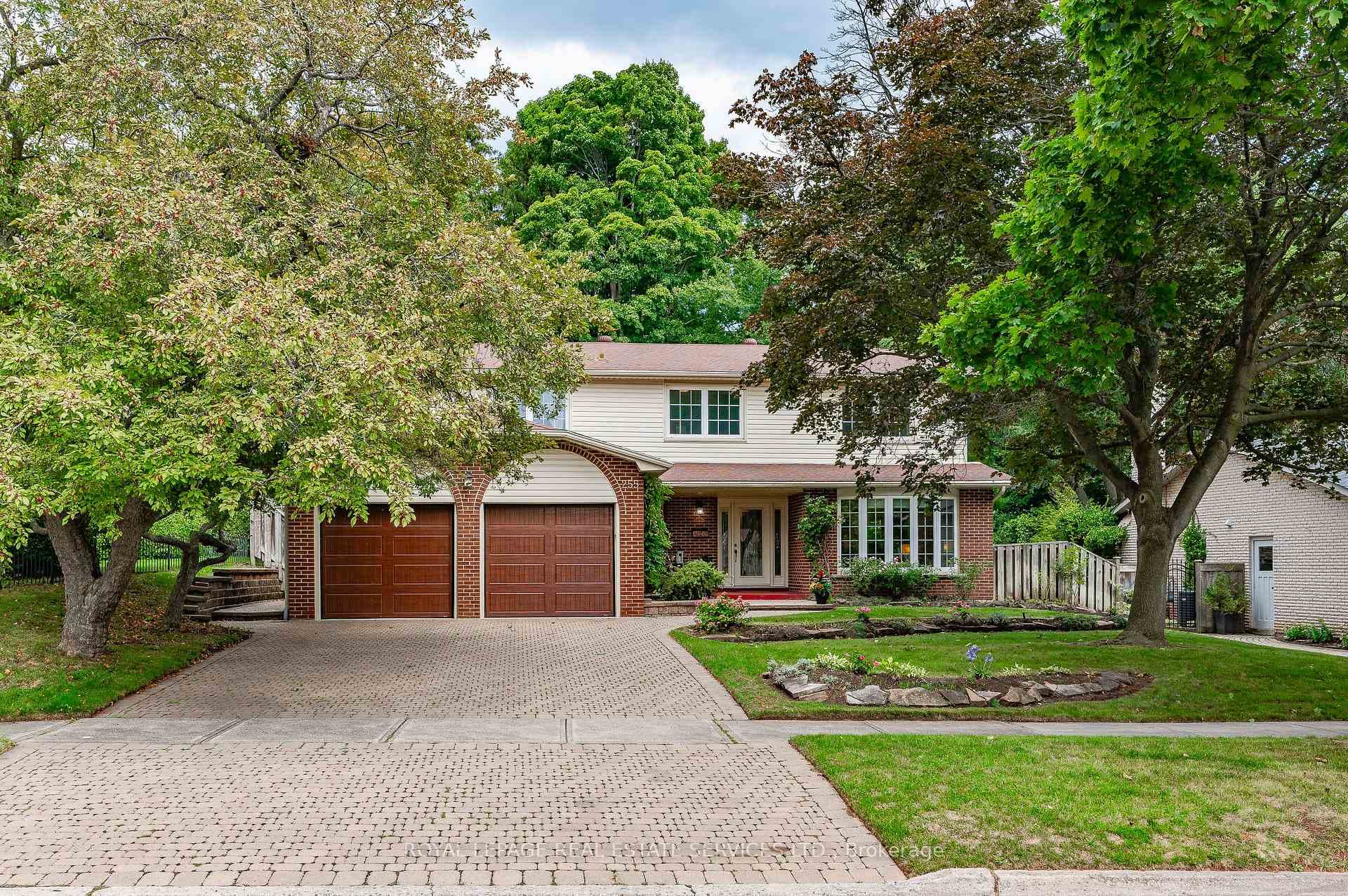 247 Spring Garden Road, Oakville