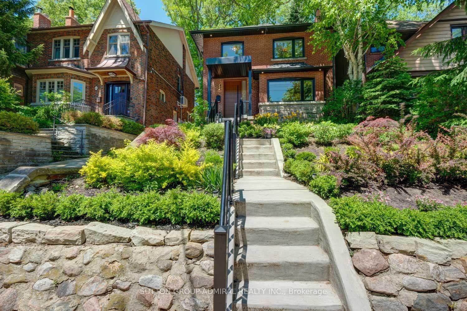 50 Beaufort Road, Toronto