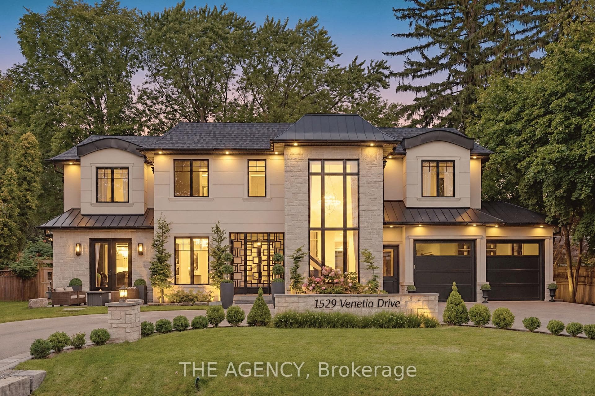 1529 Venetia Drive, Oakville