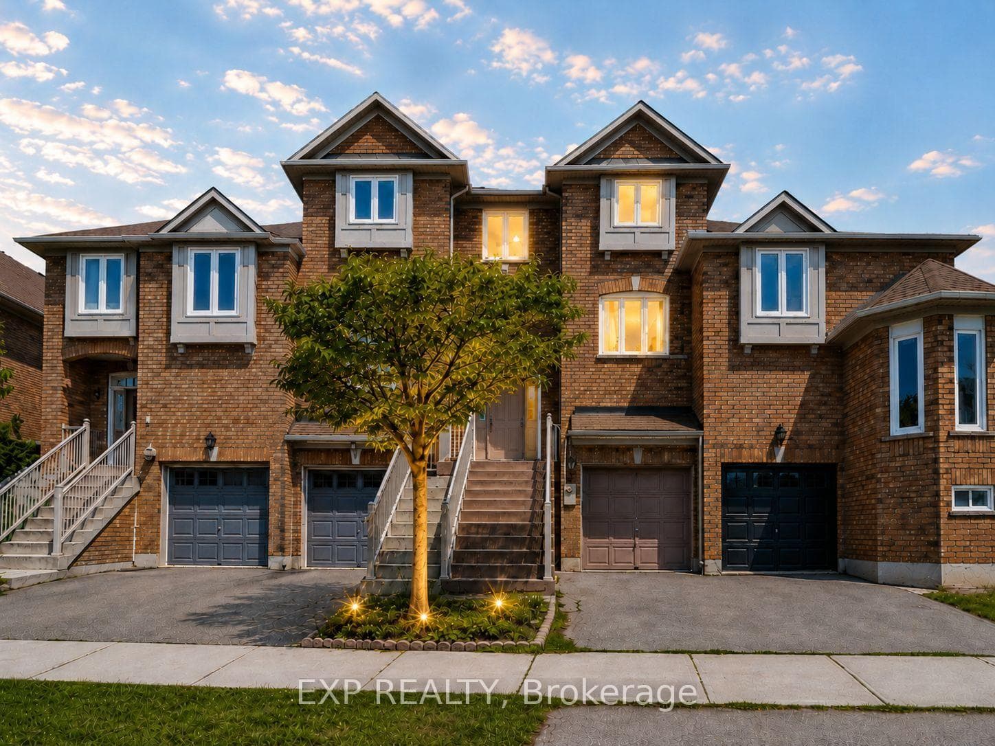 3 Baffin Court, Richmond Hill