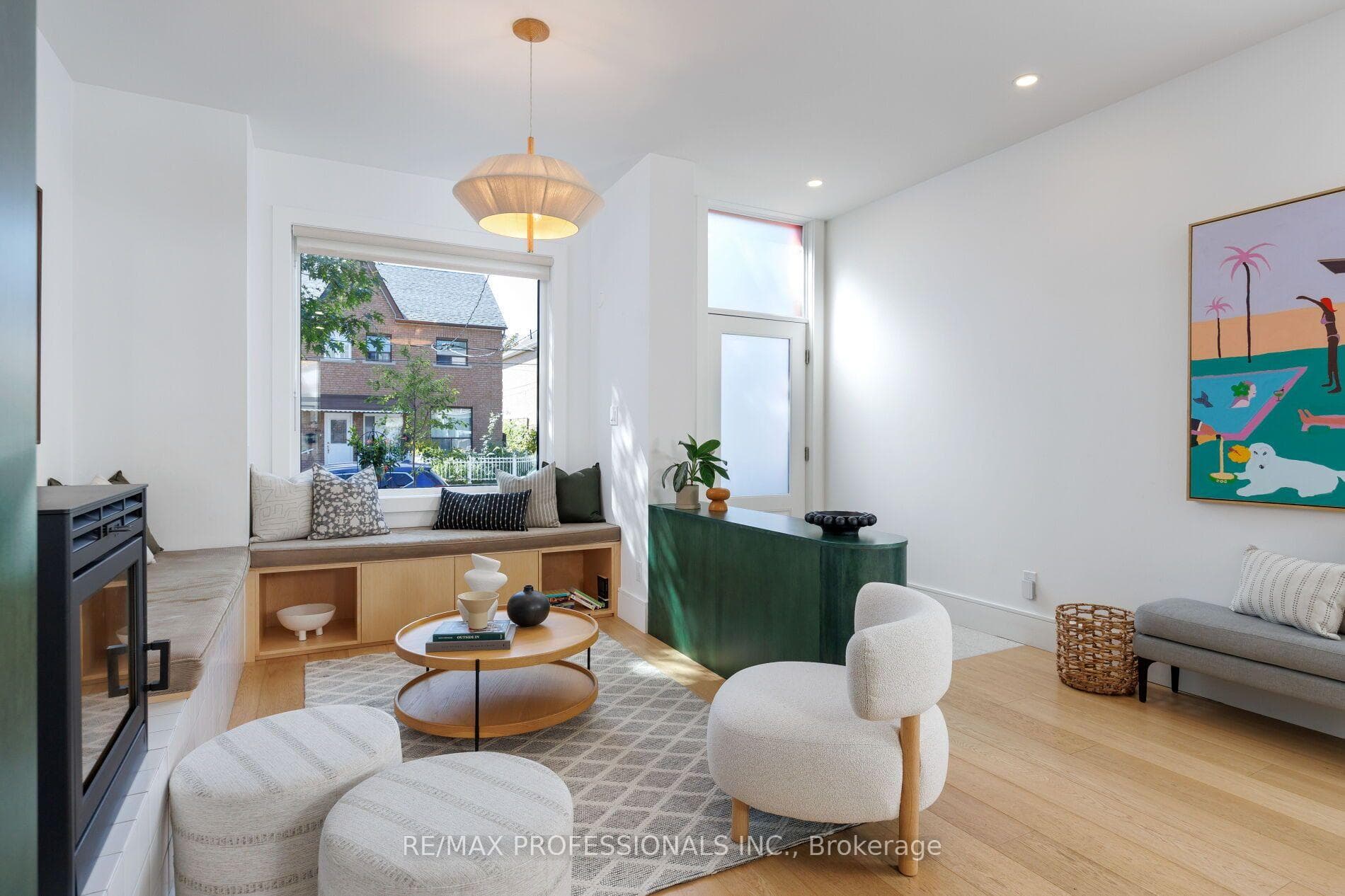 69 Sheridan Avenue, Toronto