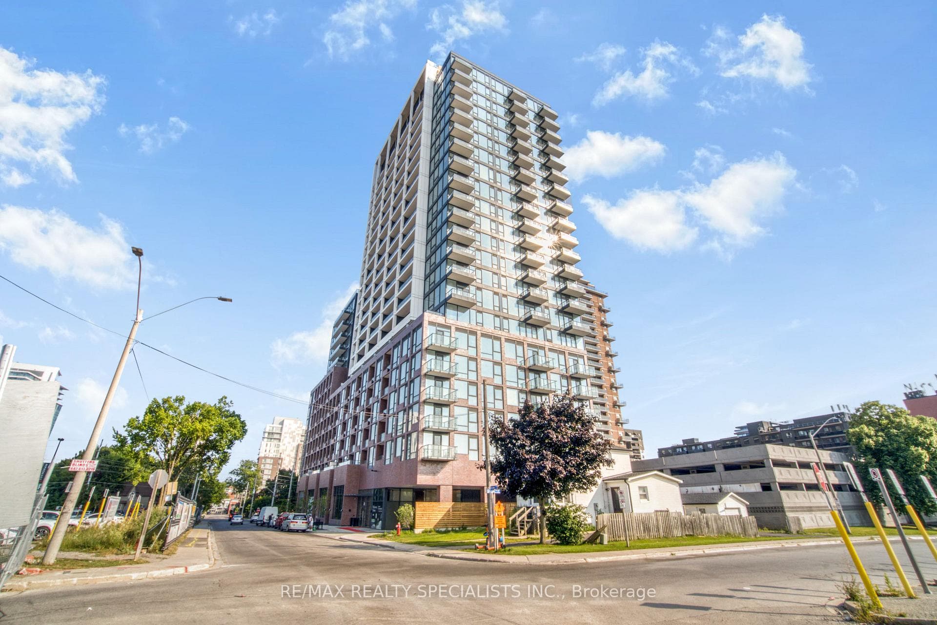 28 Ann Street, Mississauga