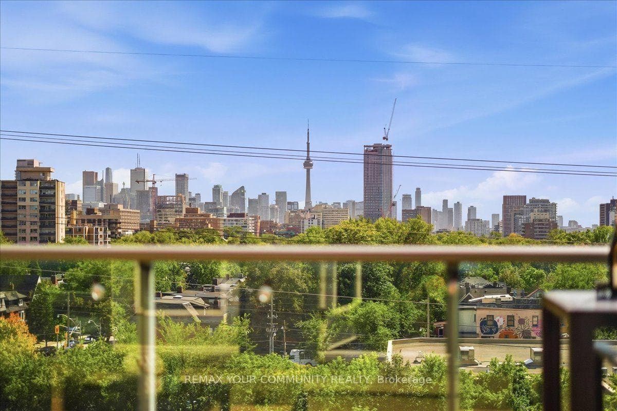 380 Macpherson Avenue, Toronto