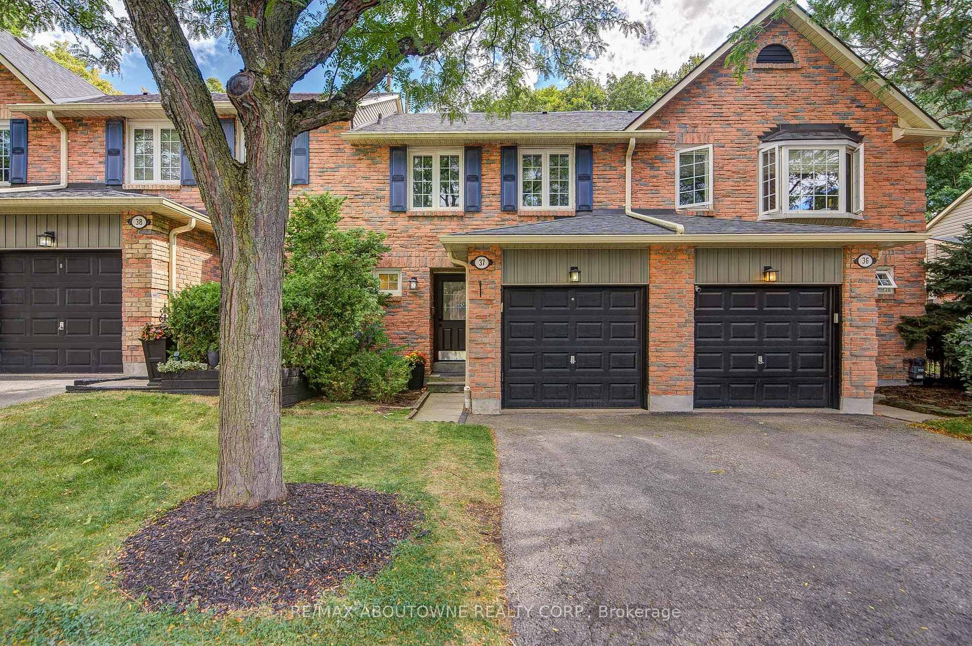 2766 Folkway Drive, Mississauga