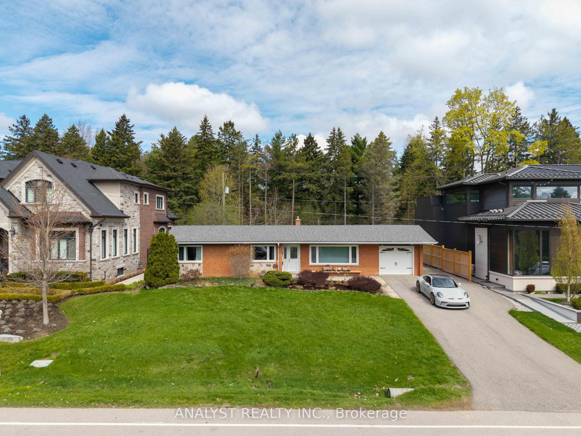 104 Cardish Street, Vaughan
