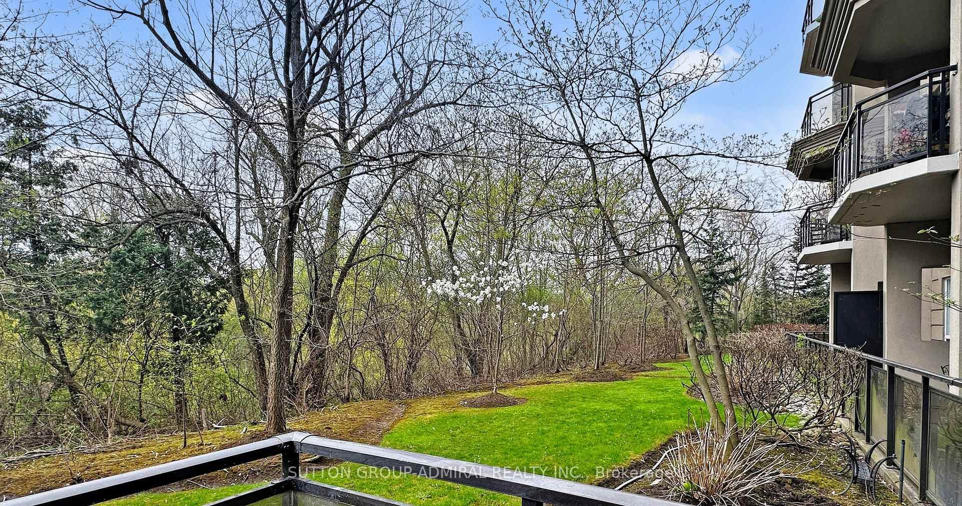 2 Maison Parc Court, Vaughan