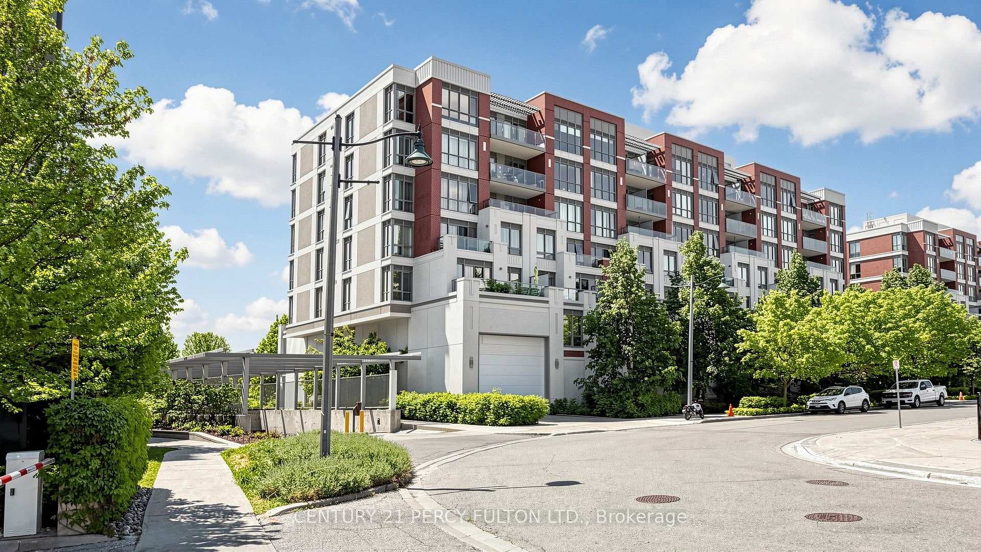57 Upper Duke Crescent, Markham