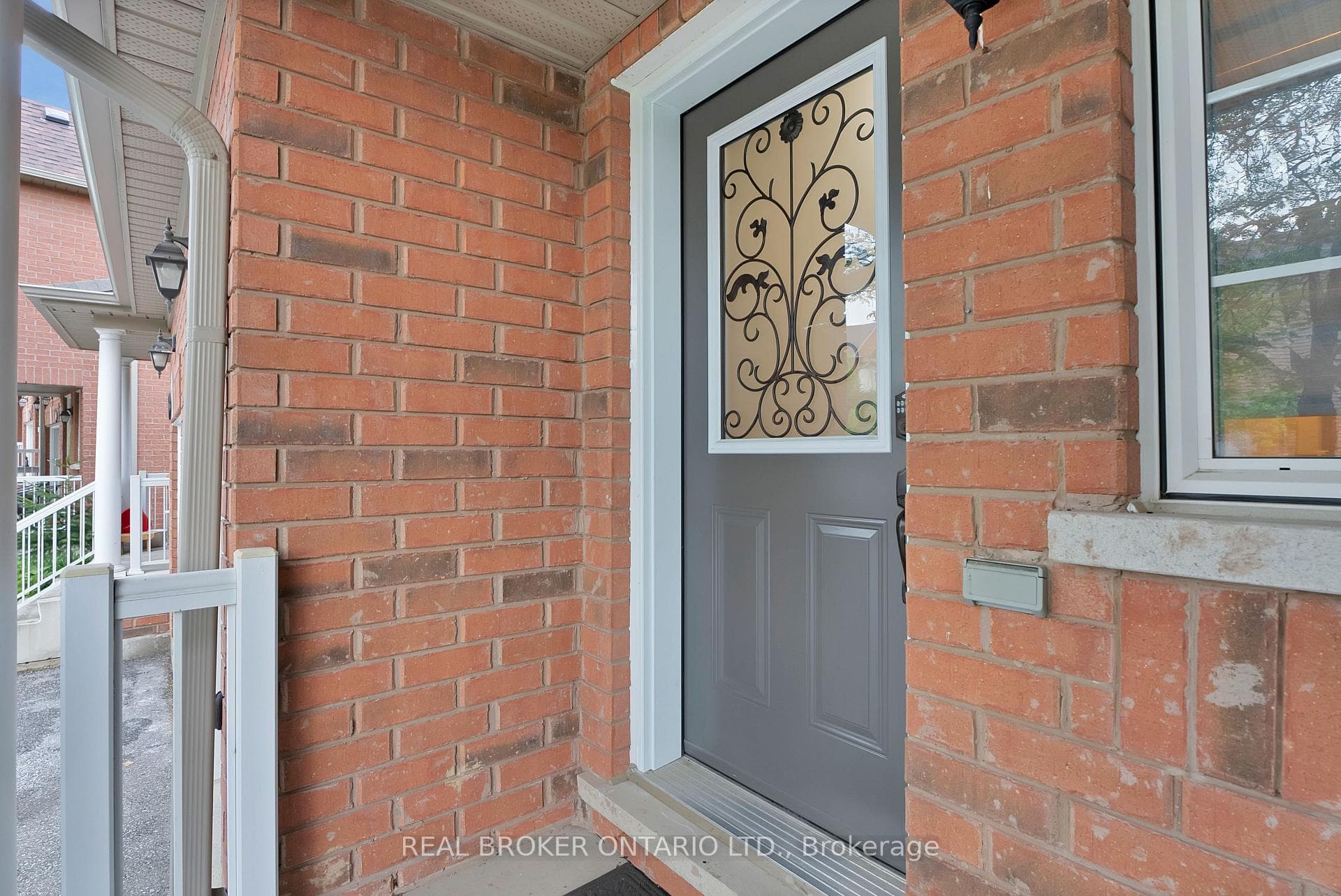 7360 Zinnia Place, Mississauga