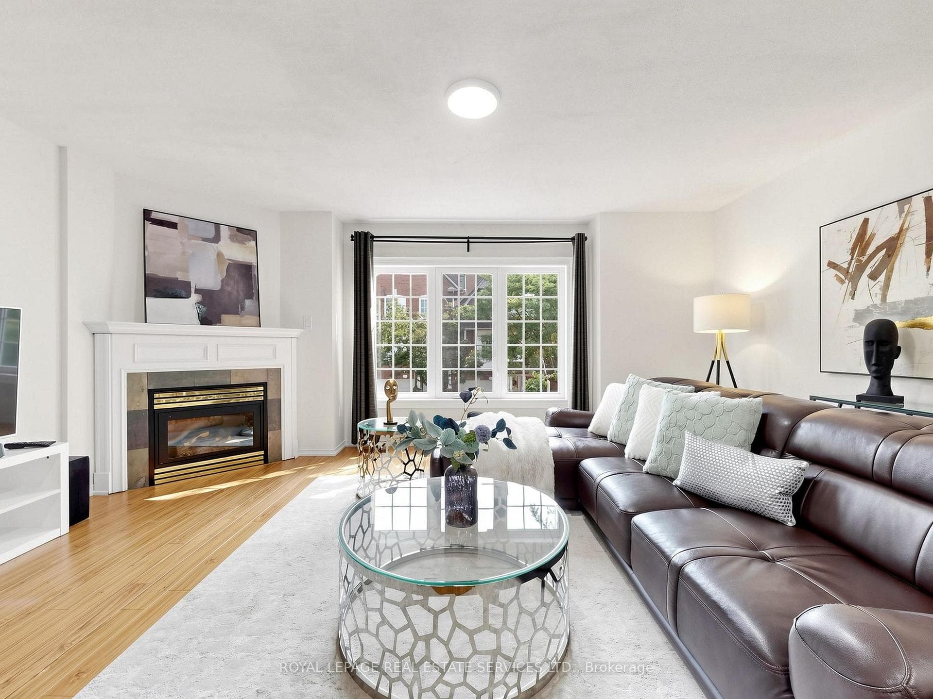 1575 South Parade Court, Mississauga