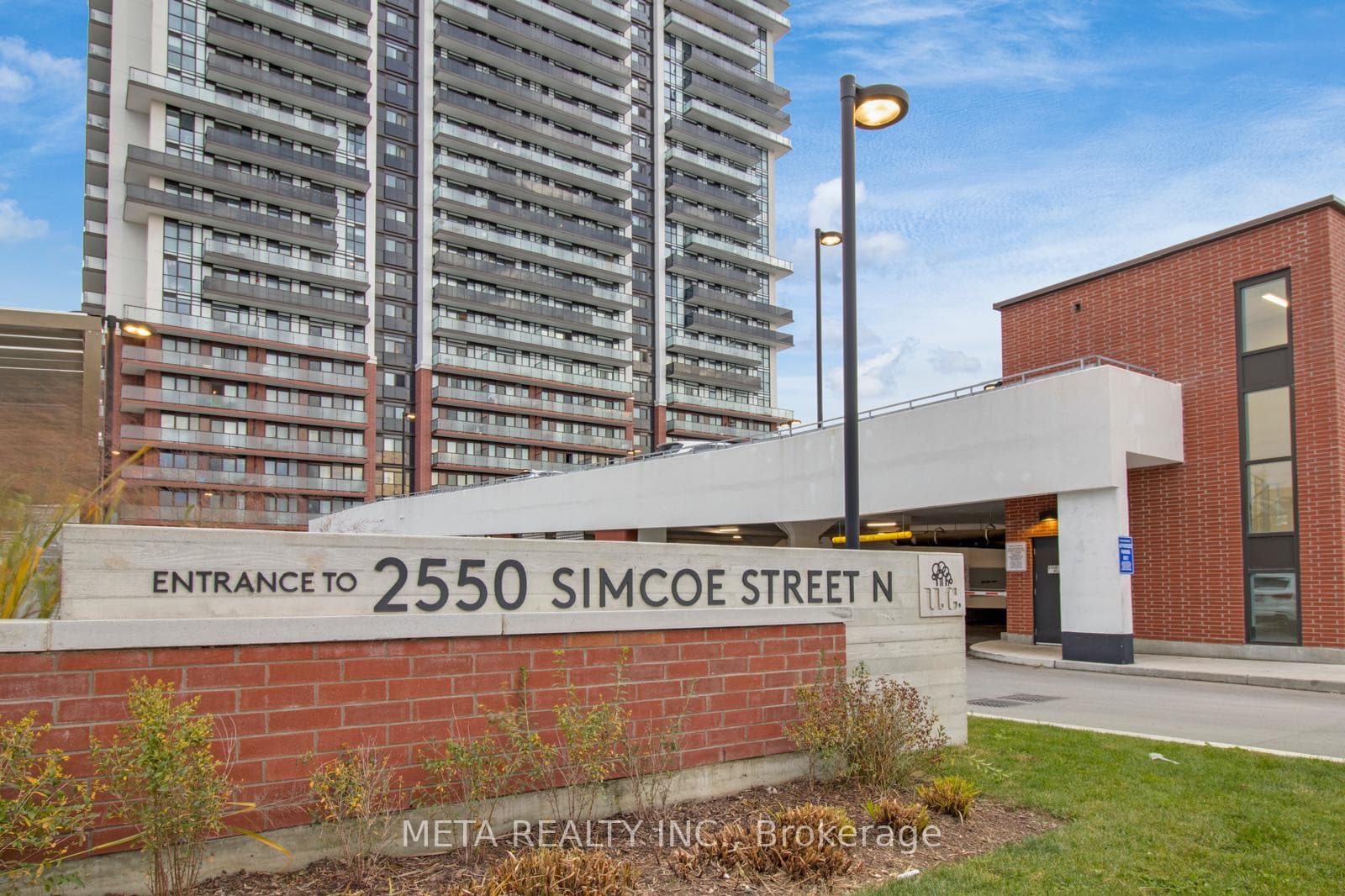 2550 Simcoe Street, Oshawa