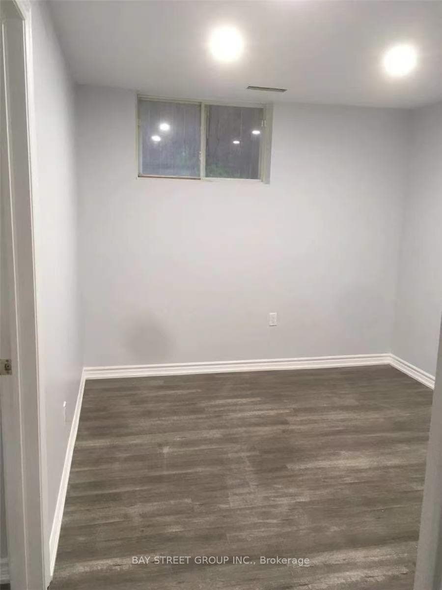 304 Charlton Avenue, Vaughan