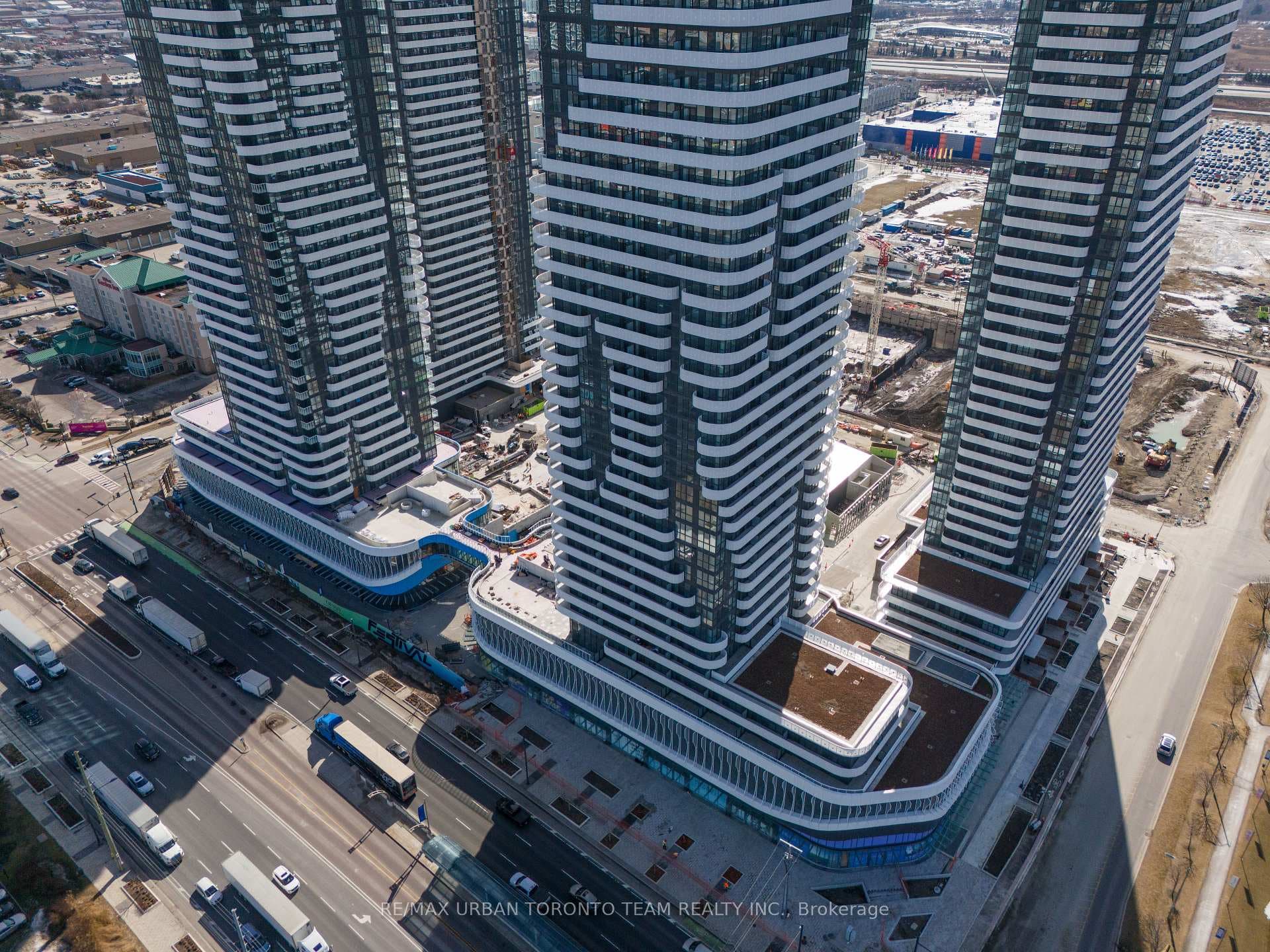 28 Interchange Way, Vaughan