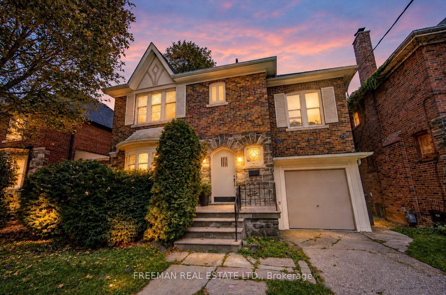 87 Ava Road, Toronto