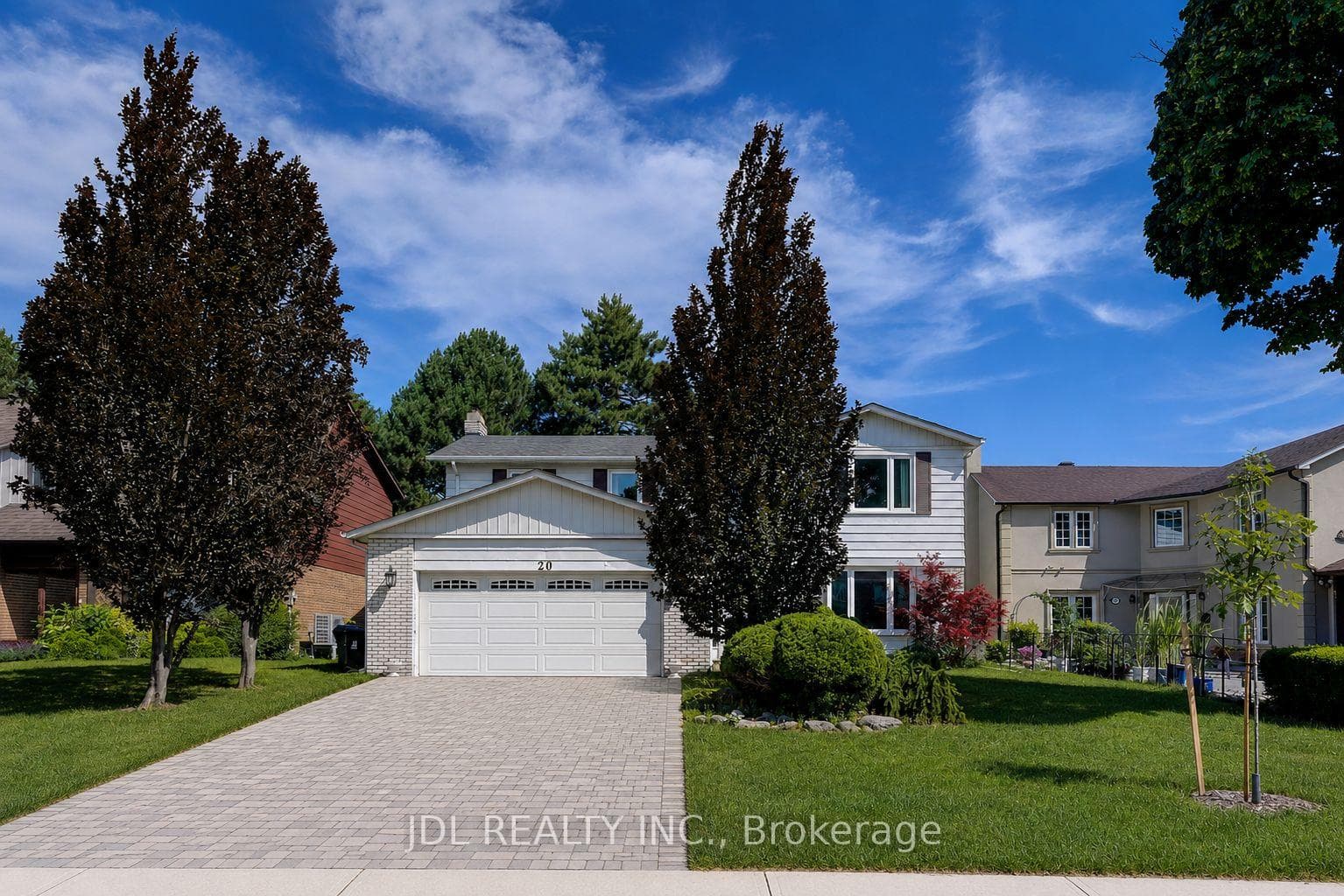 20 Mossgrove Trail, Toronto