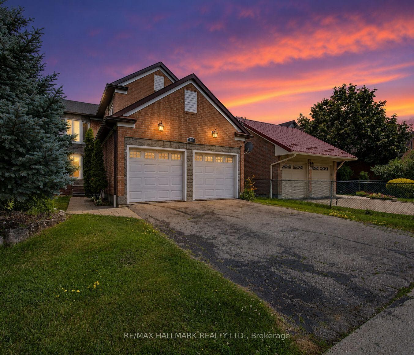 329 Kingsbridge Garden Circle, Mississauga